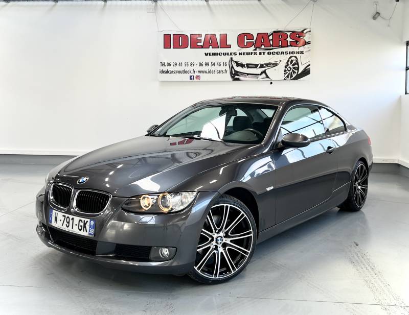BMW 320D E92 GRISE COUPÉ ET SPORTIVE 177Cv de 2008 à Loire sur Rhone près de Vienne dans le Rhone alpes